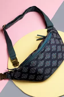 Black & Green Waist Pouch from Collection. Crafted with the .(LxHxW) : 37 x 15 x 10 cm