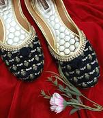 Desi Colour Black Star women Ethnic Footwear/Punjabi Jutti