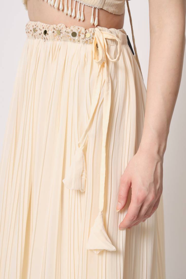 BEIGE CRUSH PATTERN WITH EMBROIDERED WORK GEORGETTE FESTIVE & PARTY WEAR SEMI STITCHED LEHENGA