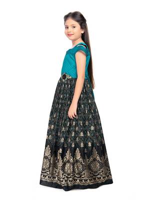 Betty Blue coloured Gown will make your little one look beautiful. 3