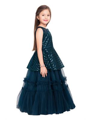 Betty Blue coloured Gown will make your little one look beautiful. 5