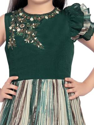 Betty Beetle coloured Gown will make your little one look beautiful. 2