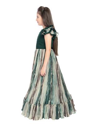 Betty Beetle coloured Gown will make your little one look beautiful. 3