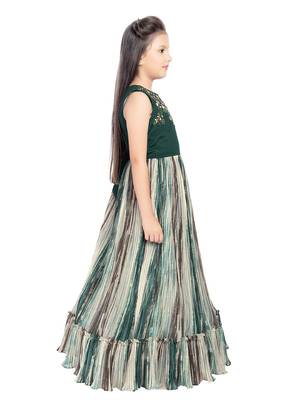 Betty Beetle coloured Gown will make your little one look beautiful. 4