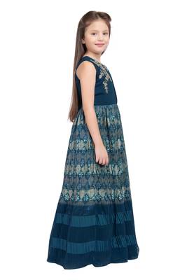Betty P.Blue coloured Gown will make your little one look beautiful. 4