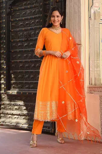 Priyanshi Cotton Suit Set