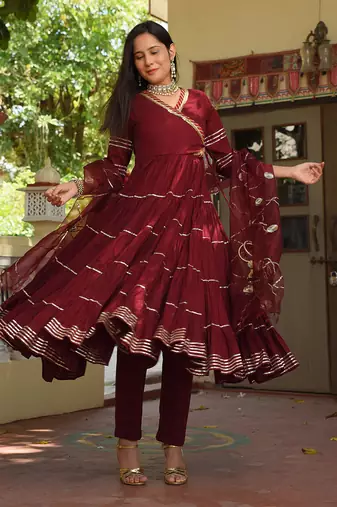Ruhani Suit Set