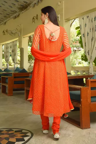 Sandhya Leheriya Suit Set
