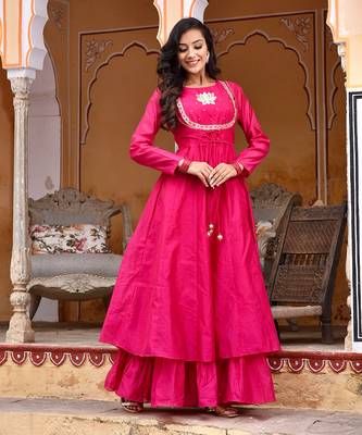 Queen Pink Dress 2