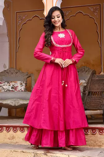 Queen Pink Dress