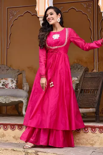 Queen Pink Dress