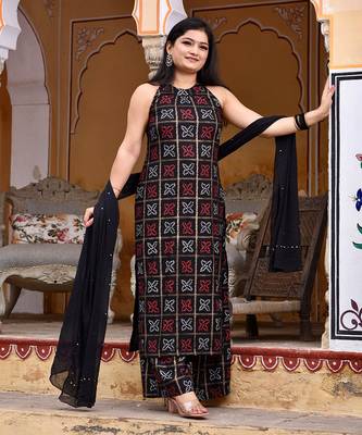 Kaara Suit Set 3