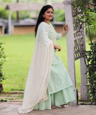 Royal Pistachio Suit Set 3