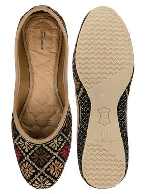 Desi Colour Black Multi Embroidered women Ethnic Footwear/Punjabi Jutti 2