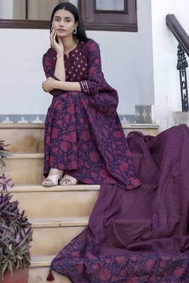 KAAJH Burgundy Floral Printed Cotton Suit Set 1