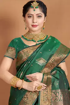 Green Banarasi silk blend Woven Zari Work Traditional Saree