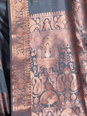 Grey Banarasi silk blend Woven Zari Work Traditional Saree 5