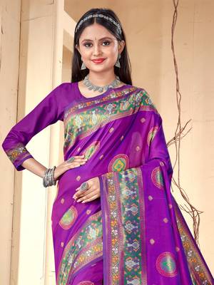 Sangam Prints Purple Silk  Woven Zari Work Traditional Tassle Saree 2