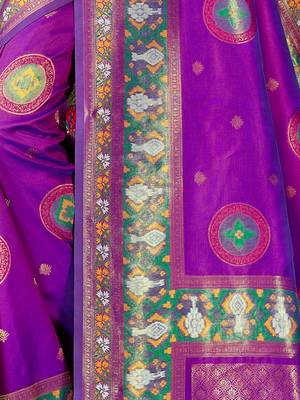 Sangam Prints Purple Silk  Woven Zari Work Traditional Tassle Saree 4
