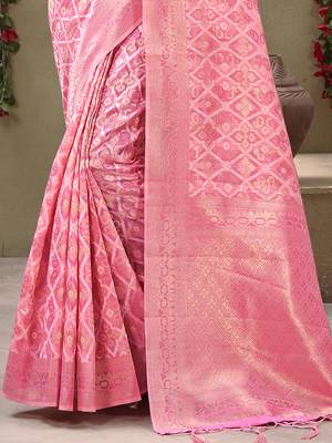 Sangam Prints Pink Cotton Woven Work Traditional Tassle Saree 3