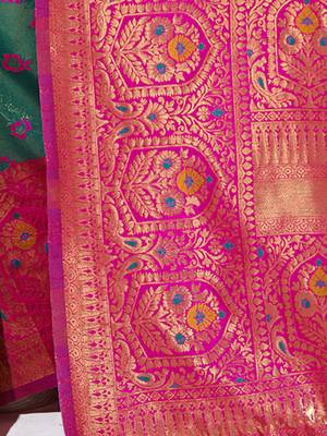 Sangam Prints Rama Green KanJivaram Silk Woven Work Traditional Tassle Saree 4