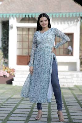 White Nayra Cut Floral Digital Print Kurti 1