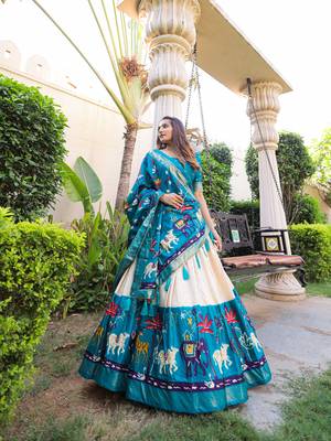 Women's Dola Silk With Printed with foil work Lehenga Choli For Wedding  2