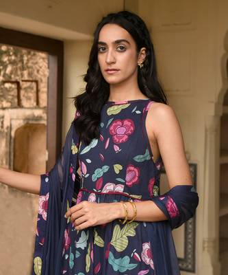 Blue Floral Printed Mulmul Kurta Set 7