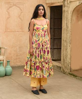 Yellow Floral Print Mulmul Kurta Set 1