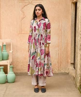 Grey Pleated Floral Print Kurta Set 3