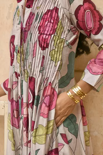 Grey Pleated Floral Print Kurta Set