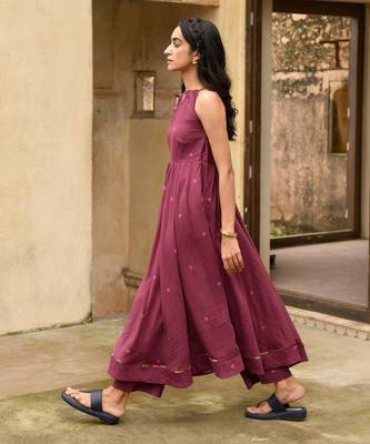 Wine Red Floral Printed Kurta Set 3
