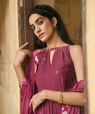 Wine Red Floral Printed Kurta Set 6