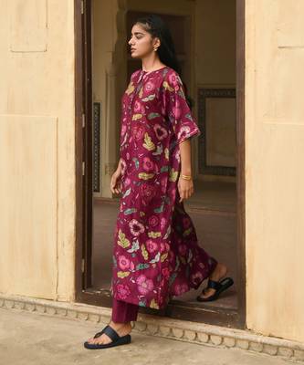 Wine Red Floral Printed Kaftan Kurta Set 3