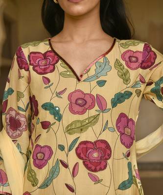 Yellow Floral Printed Kurta Set 6