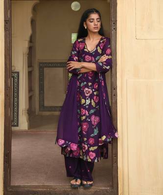 Violet Floral Printed Kurta Set 3