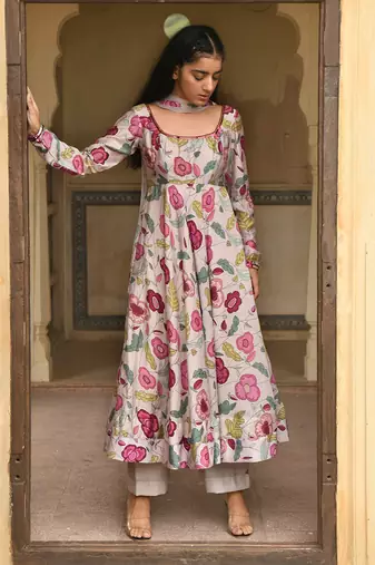 Grey Floral Printed Kurta Set