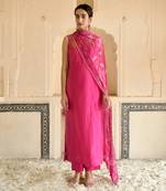Hot Pink Sleeveless Kurta Set