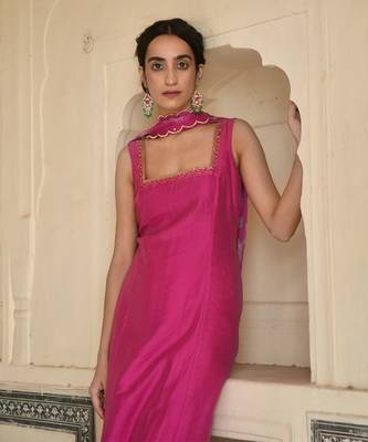 Hot Pink Sleeveless Kurta Set 6