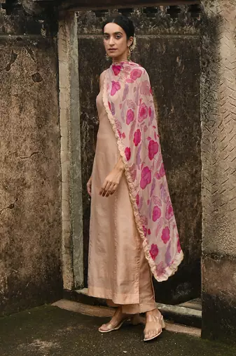Peach Sleeveless Kurta Set