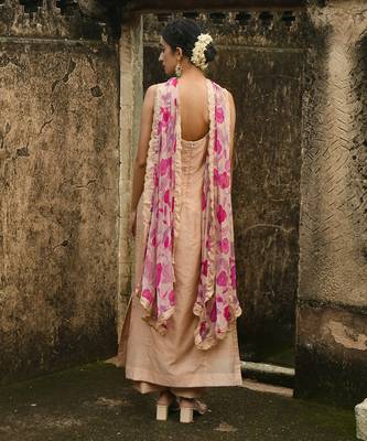Peach Sleeveless Kurta Set 7