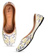 Desi Colour Gery Embroidered women Ethnic Footwear/Punjabi Jutti