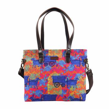 Horse Drawn Carriage Handbag for Women 1