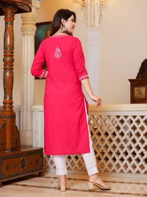 Pink Hand Embroidered Lucknow Chikankari Kurta Set With Dupatta (Set of 3) 2
