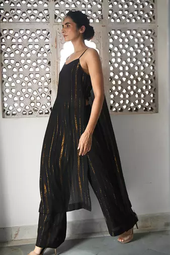 Vintage Sparkling Kurta Pants Set