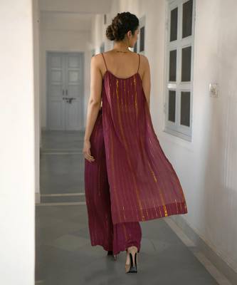 Garnet Sparkling Kurta Pants Set 4