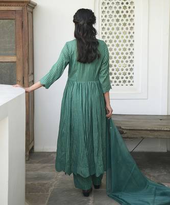Golden Pine Kurta Set 3