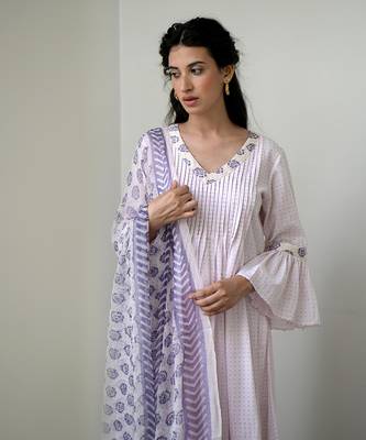 Rosy Flamingo Pleated Kurta Set 4