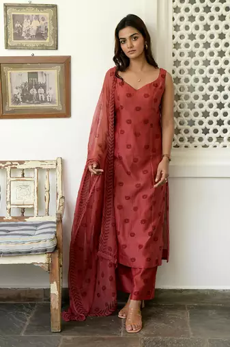 Rosy Sangria Kurta Set