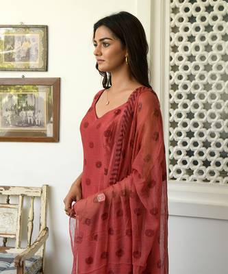 Rosy Sangria Kurta Set 3